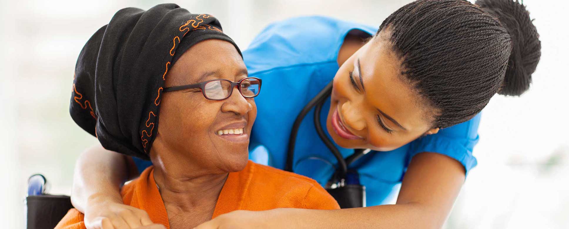 SeniorWomanNurse_web